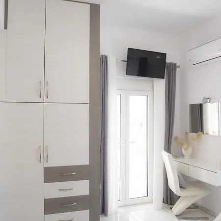Diogenis Luxury Sea View Apartment Rethymno (Crete)