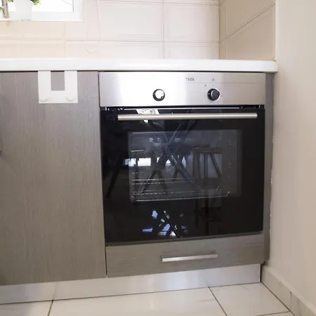 Diogenis Luxury Sea View Apartment